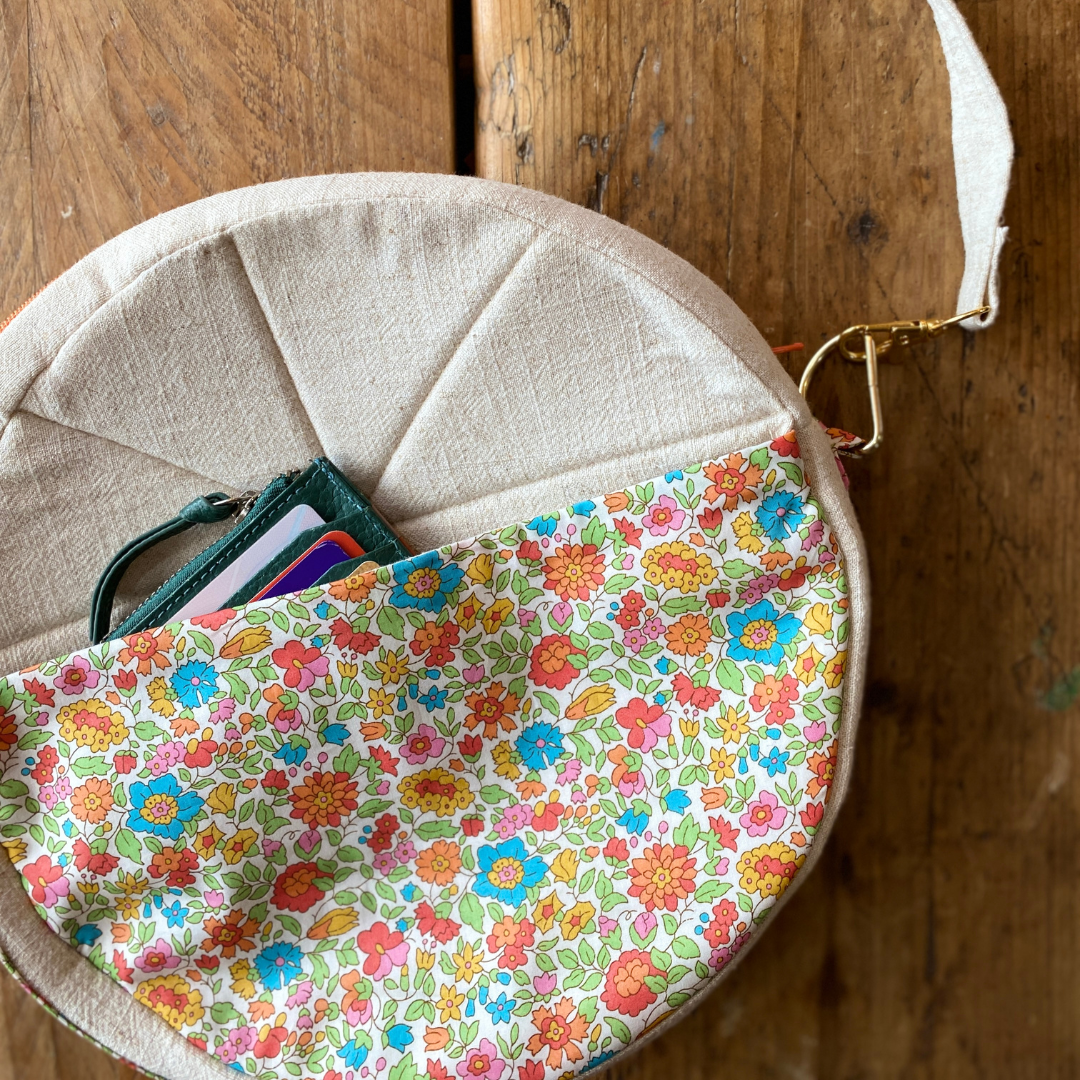 Sew ConfidentThe Dot Bag Pattern