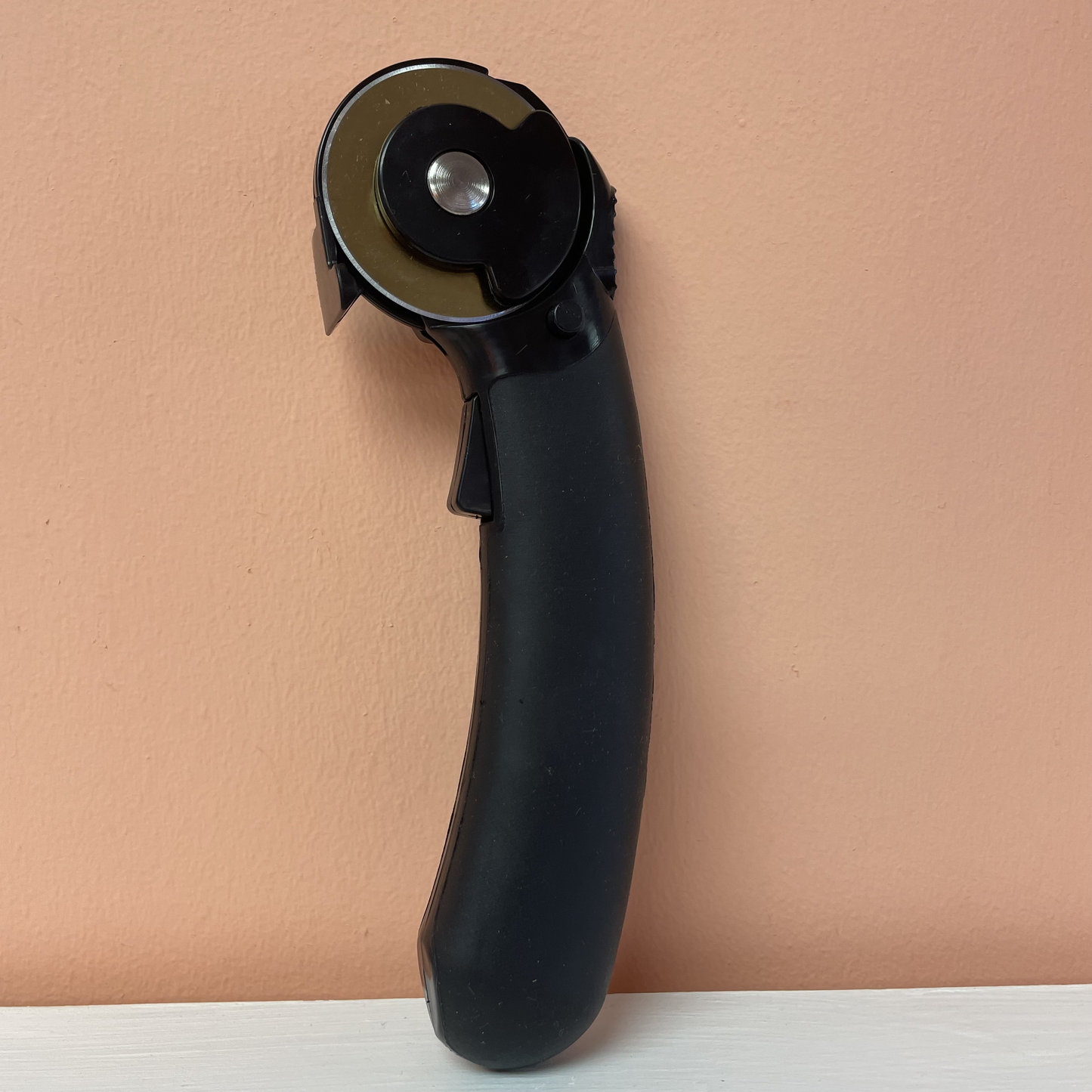 Hemline Gold 45mm Rotary Cutter