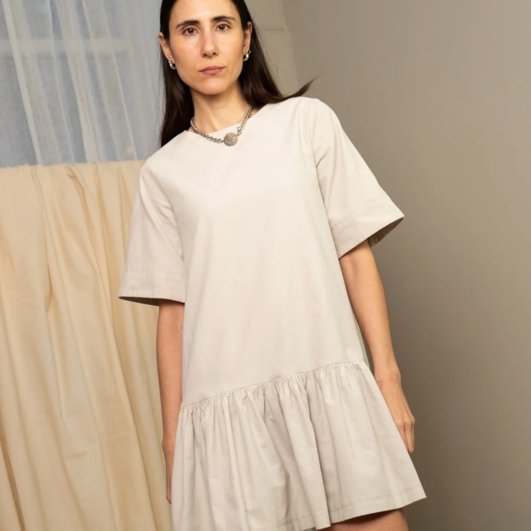 PUFF AND PENCIL | Ruffle dress and Big Tee sleeve