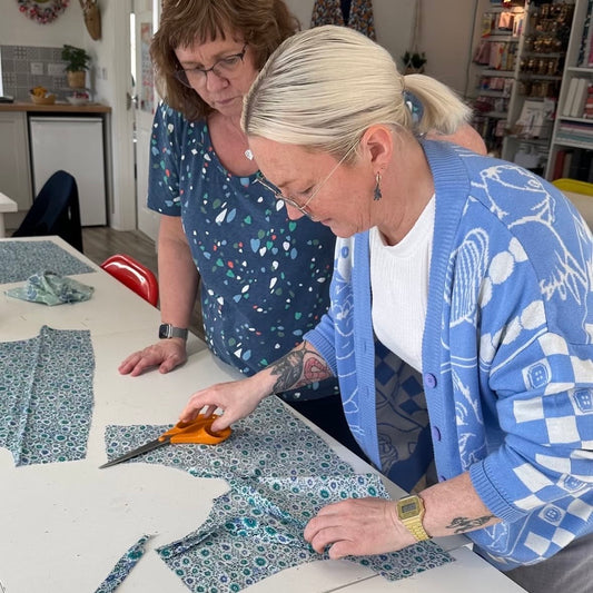 Dressmaking : Dressmaking Club DUNDEE