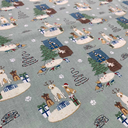 'Decorating the Tree' Christmas Cotton