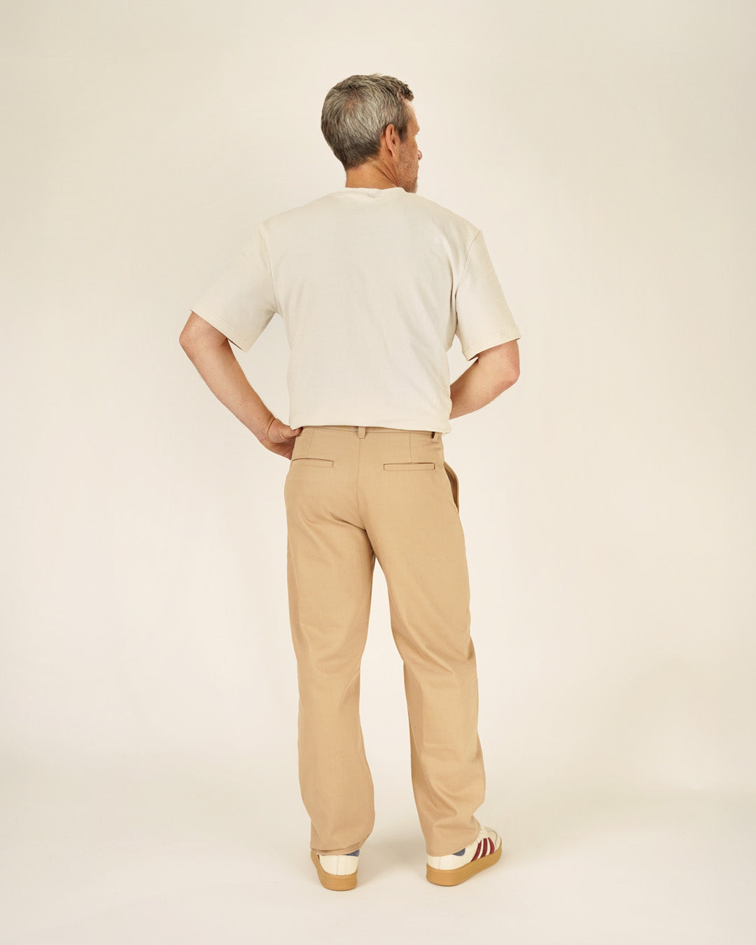 Barrel Chino Pants Sewing Pattern (unlisted)